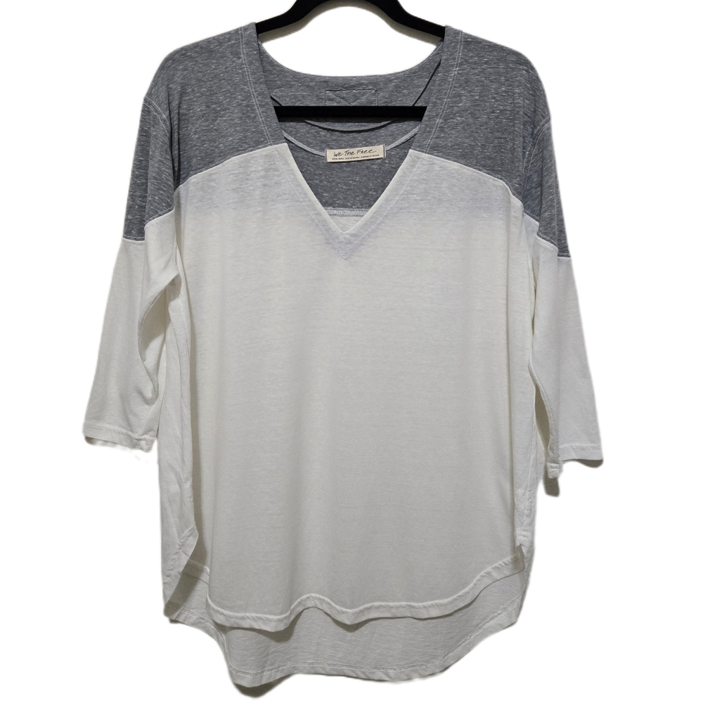 WE THE FREE Oversized Raglan Sleeve Tee V-Neck Gray White Size Extra Small